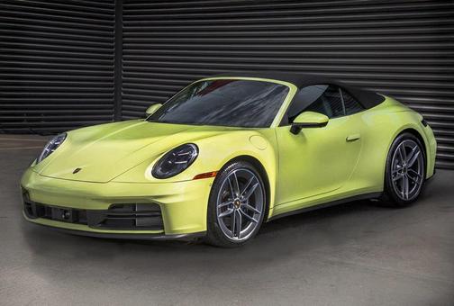 2025 Porsche 911 Carrera