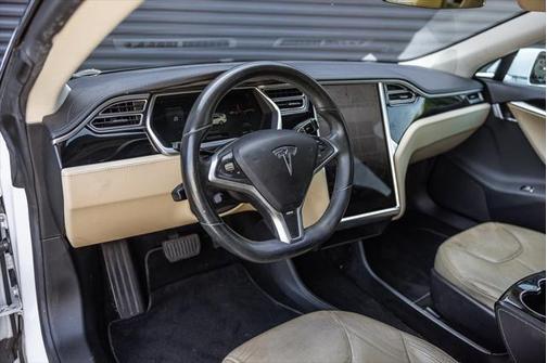2013 Tesla Model S Base