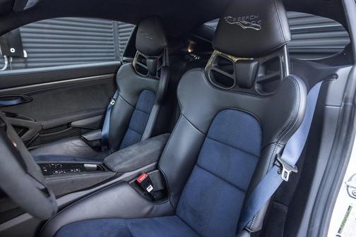 2024 Porsche 718 Cayman GT4 RS