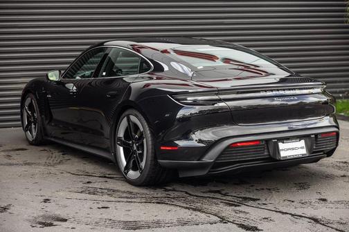 2025 Porsche Taycan 4S