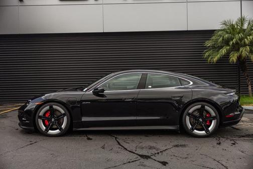 2025 Porsche Taycan 4S