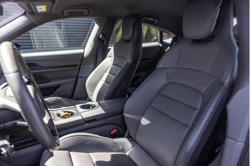 2021 Porsche Taycan Base (A2)