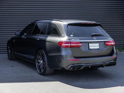 Graphite Gray Metallic 2023 Mercedes-Benz AMG E 63 S 4MATIC