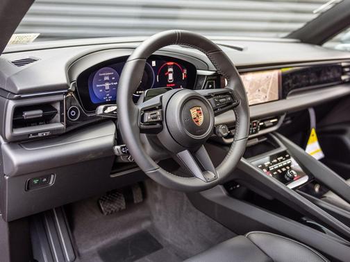 Dolomite 2026 Porsche Macan Macan Electric