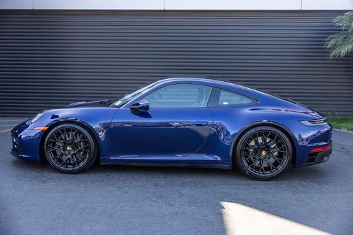 2024 Porsche 911 Carrera GTS