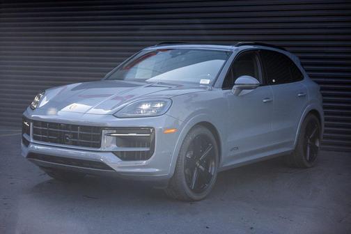 2026 Porsche Cayenne GTS
