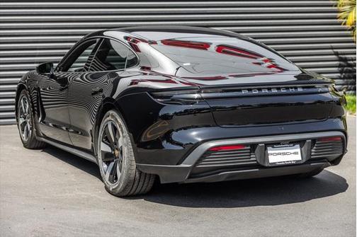 2023 Porsche Taycan
