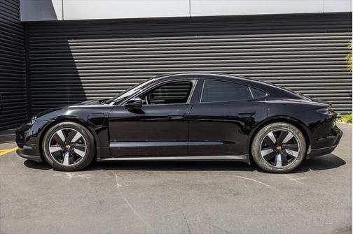 2023 Porsche Taycan