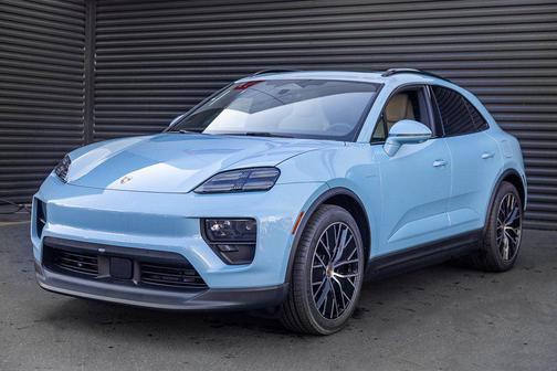 2025 Porsche Macan Macan Electric 4