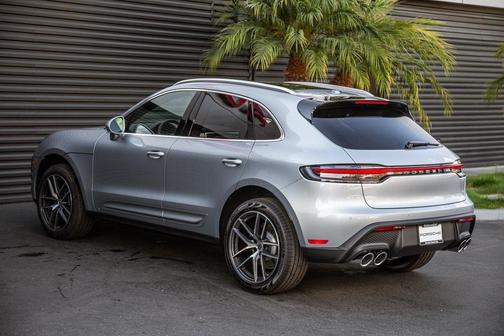 2026 Porsche Macan 