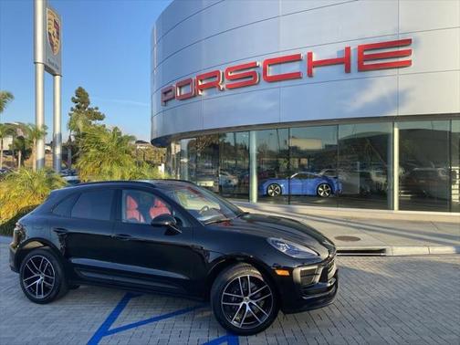 2023 Porsche Macan T