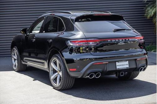 2025 Porsche Macan Base