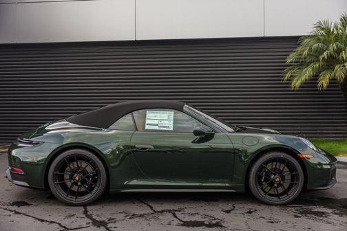 2026 Porsche 911 Carrera GTS