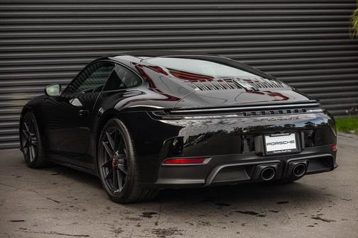 2026 Porsche 911 Carrera GTS