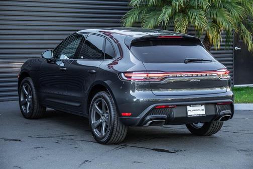 2025 Porsche Macan 
