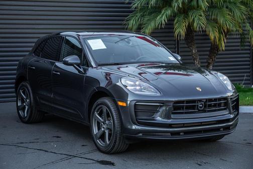 2025 Porsche Macan 