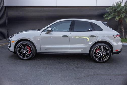 2023 Porsche Macan S