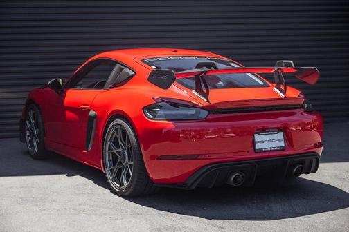 2023 Porsche 718 Cayman GT4 RS