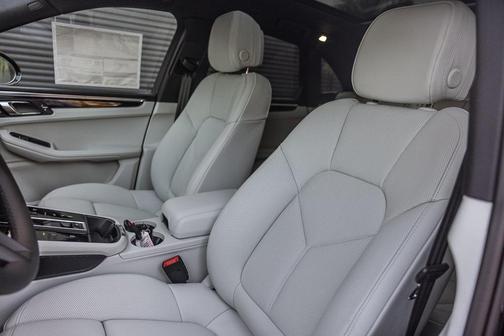 2026 Porsche Macan S