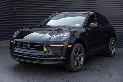 2026 Porsche Macan 