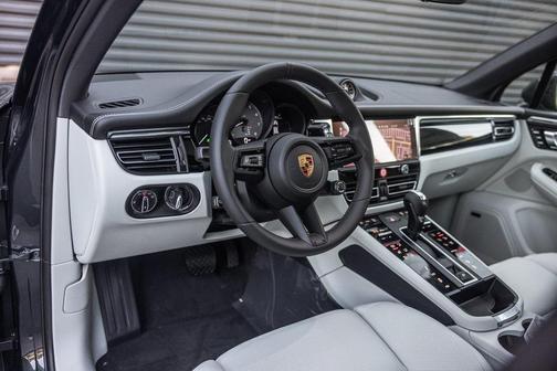 2026 Porsche Macan S