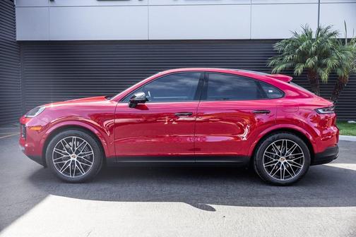 2024 Porsche Cayenne E-Hybrid