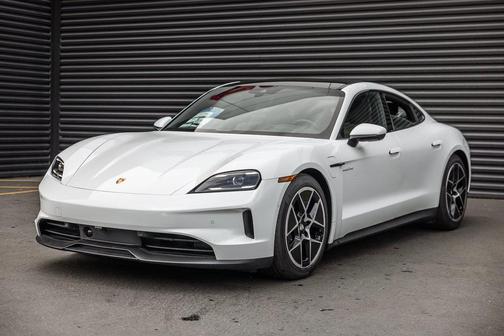2025 Porsche Taycan