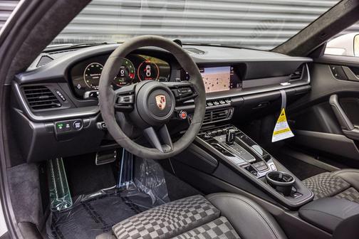 2026 Porsche 911 Carrera GTS