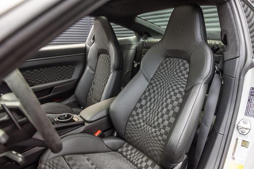 2026 Porsche 911 Carrera GTS