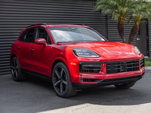 Carmine Red 2026 Porsche Cayenne Cayenne