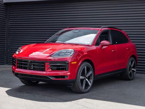 Carmine Red 2026 Porsche Cayenne Cayenne