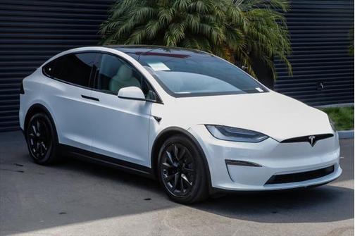 2023 Tesla Model X Standard Range