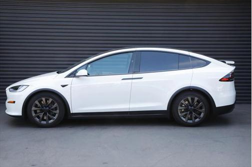 2023 Tesla Model X Standard Range