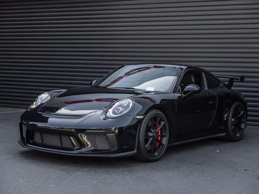 Jet Black Metallic 2018 Porsche 911 GT3