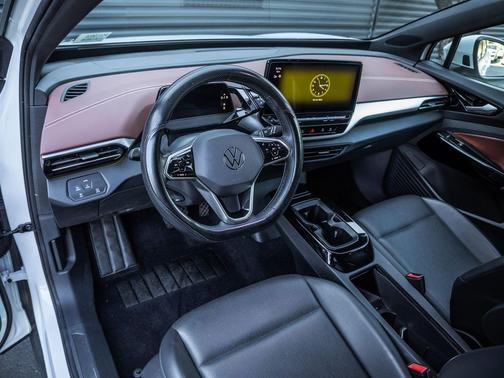 Glacier White Metallic/Black Roof 2021 Volkswagen ID.4 Pro S