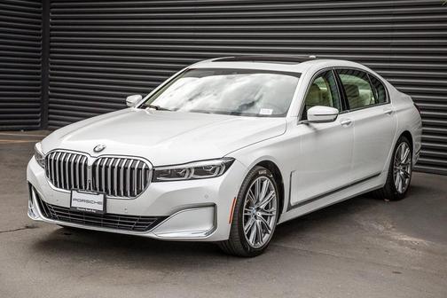 2020 BMW 740 740i