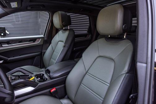 2024 Porsche Cayenne Cayenne E-Hybrid