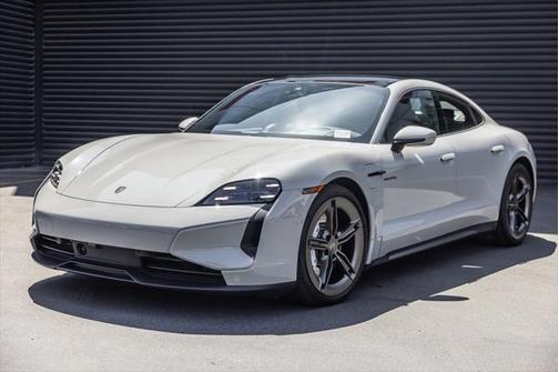 2025 Porsche Taycan Turbo