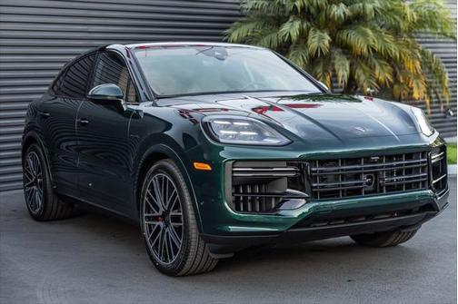 2025 Porsche Cayenne E-Hybrid S
