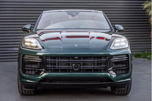 2025 Porsche Cayenne E-Hybrid S