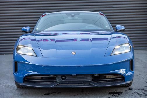 2025 Porsche Taycan 4S