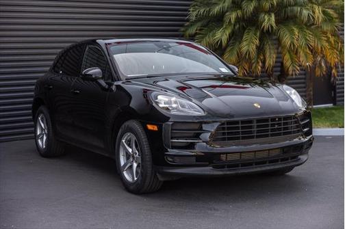 2021 Porsche Macan Base