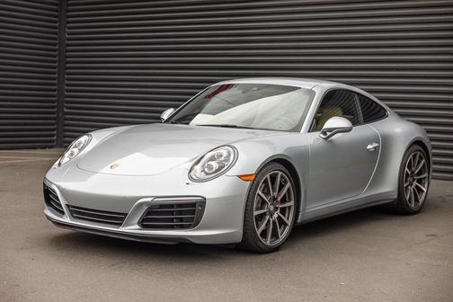 2017 Porsche 911 Carrera 4S