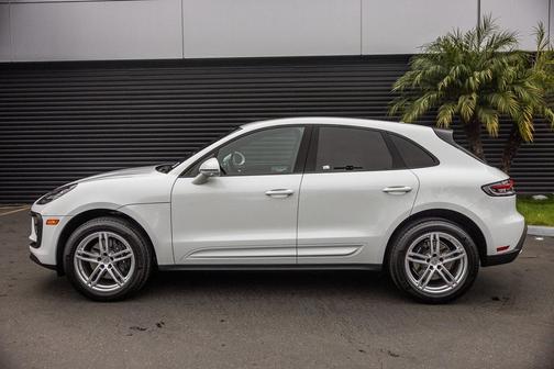 2025 Porsche Macan T