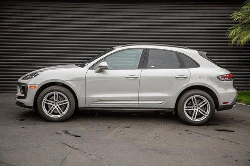 2023 Porsche Macan 