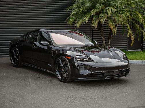 2023 Porsche Taycan GTS