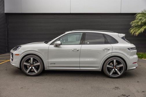 2026 Porsche Cayenne GTS