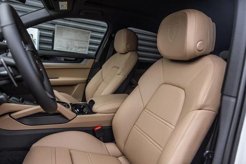 2026 Porsche Cayenne 