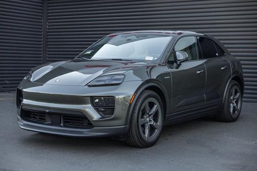 2025 Porsche Macan Electric