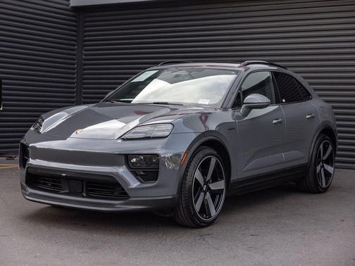 2025 Porsche Macan 